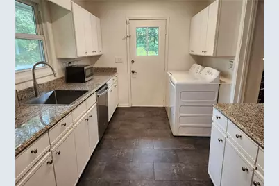 2037-B Lively Ridge Road NE, Atlanta, GA 30329 - Photo 6