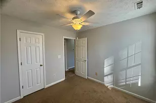 5663 Windfall Ln, Lithonia, GA 30058 - Photo 22