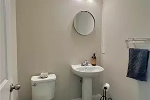 6580 Aria Village Dr, Sandy Springs, GA 30328 - Photo 14