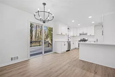 5689 Woodland Drive, Acworth, GA 30102 - Photo 10