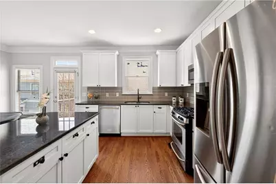 1694 Carr Circle NW, Atlanta, GA 30318 - Photo 8