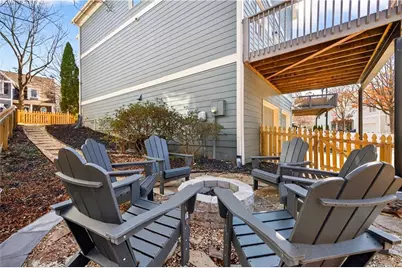 1694 Carr Circle NW, Atlanta, GA 30318 - Photo 32