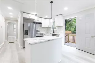 1767 Line St, Decatur, GA 30032 - Photo 8