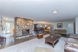 225 Banks Rd, Fayetteville, GA 30214 - Photo 12