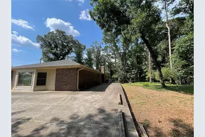 746 Pleasant Hill Road, Lilburn, GA 30047 - Photo 6