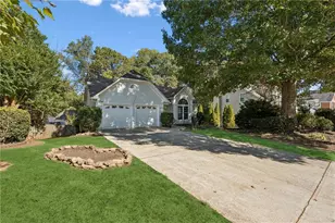 2470 Jakin Way, Suwanee, GA 30024 - Photo 2