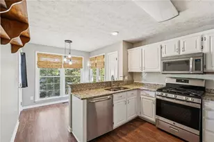 2470 Jakin Way, Suwanee, GA 30024 - Photo 14