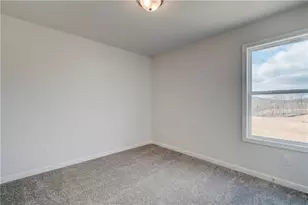 717 Bristol Dr, Loganville, GA 30052 - Photo 6