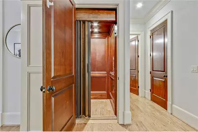 4227 Peachtree Dunwoody Road NE, Atlanta, GA 30342 - Photo 10