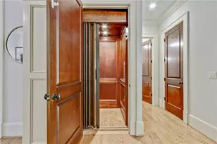 4227 Peachtree Dunwoody Road NE, Atlanta, GA 30342 - Photo 10