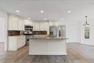 415 Carmain Ln NW, Marietta, GA 30064 - Photo 10