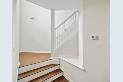 1278 Houndslake Drive, Marietta, GA 30008 - Photo 4