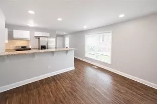 2035 Lois Pl NW, Atlanta, GA 30318 - Photo 12