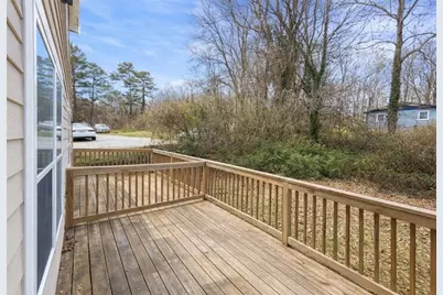 2035 Lois Place NW, Atlanta, GA 30318 - Photo 18