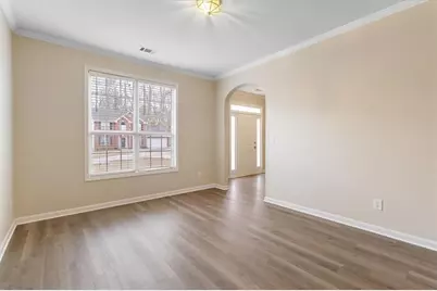 1054 Falls Brooke Drive, Conyers, GA 30094 - Photo 8