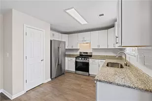 565 Amish Ave, Riverdale, GA 30296 - Photo 12