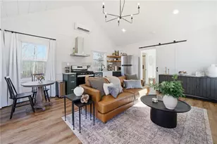 300 Burbano Creekside Lndg, Talking Rock, GA 30175 - Photo 2