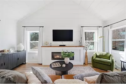 300 Burbano Creekside Landing, Talking Rock, GA 30175 - Photo 4