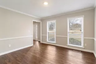 2096 Glenellen Dr NW, Kennesaw, GA 30152 - Photo 8