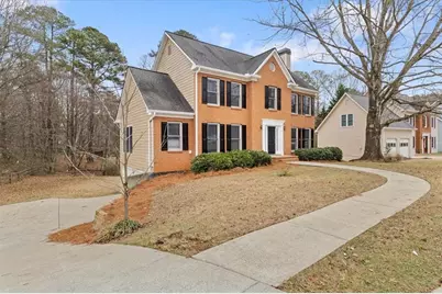 2096 Glenellen Drive NW, Kennesaw, GA 30152 - Photo 2