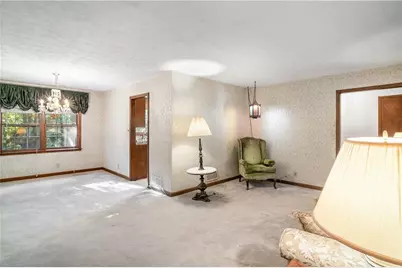 2252 Valley Creek Circle, Snellville, GA 30078 - Photo 10