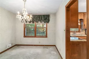 2252 Valley Creek Cir, Snellville, GA 30078 - Photo 12