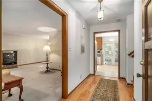 2252 Valley Creek Cir, Snellville, GA 30078 - Photo 6