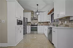 1004 Sweetwater Circle, Lawrenceville, GA 30044 - Photo 8