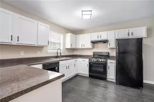 1980 Cutters Mill Way, Lithonia, GA 30058 - Photo 4