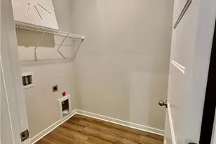 140 Brandle Rose Wy, Hoschton, GA 30548 - Photo 10