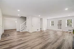 1956 Spencer Oaks Ln, Lithonia, GA 30058 - Photo 4