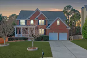 4100 Suwanee Bend Dr, Suwanee, GA 30024 - Photo 2