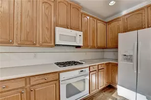 4100 Suwanee Bend Dr, Suwanee, GA 30024 - Photo 26