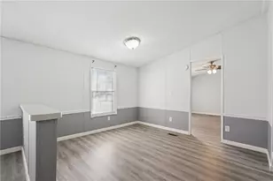 31 Pine Burr Dr, Kennesaw, GA 30152 - Photo 16