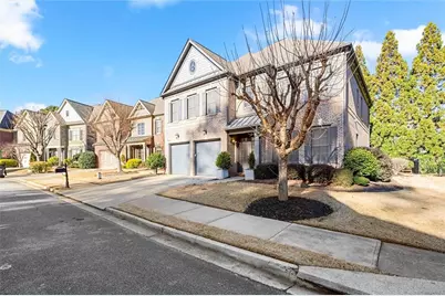 6272 Mount Vernon Oaks Drive, Sandy Springs, GA 30328 - Photo 2