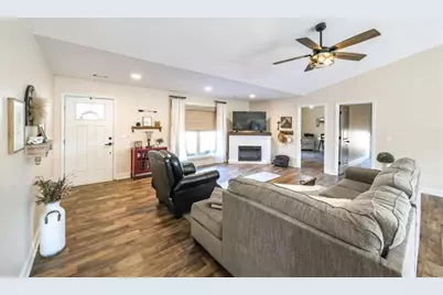 229 Almon Avenue, Tallapoosa, GA 30176 - Photo 4