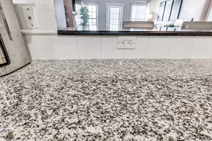 211 Colonial Homes Dr NW, Atlanta, GA 30309 - Photo 12