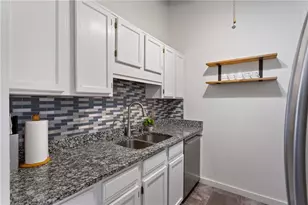 172 Haynes St SW, Atlanta, GA 30313 - Photo 8