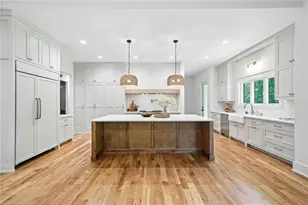 7915 E Cherokee Dr, Canton, GA 30115 - Photo 32