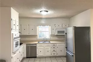 4359 Parkview Dr, Lithia Springs, GA 30122 - Photo 8