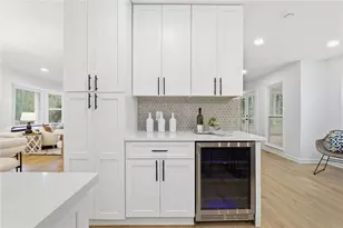 3325 Pebble Hill Dr, Marietta, GA 30062 - Photo 16