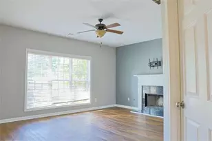 910 Lakeside Ct, Loganville, GA 30052 - Photo 20