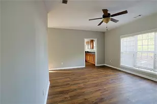 910 Lakeside Ct, Loganville, GA 30052 - Photo 34