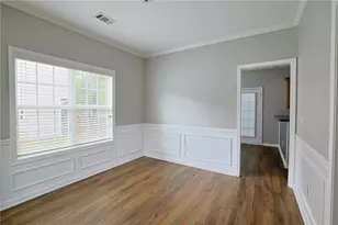 910 Lakeside Ct, Loganville, GA 30052 - Photo 14