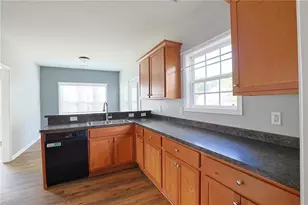 910 Lakeside Ct, Loganville, GA 30052 - Photo 24