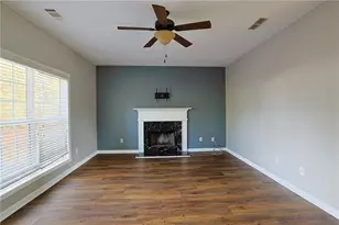 910 Lakeside Ct, Loganville, GA 30052 - Photo 32