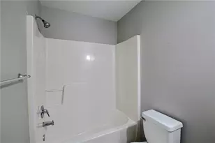 910 Lakeside Ct, Loganville, GA 30052 - Photo 58