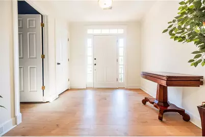 1055 Downing Court NE, Marietta, GA 30068 - Photo 6