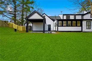 1044 Little Willeo Rd, Marietta, GA 30068 - Photo 6