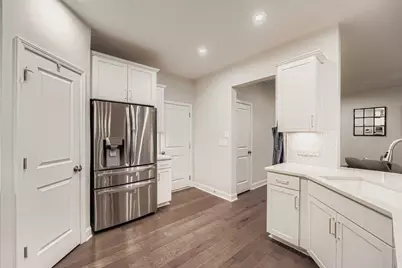 354 Watson Ave, Woodstock, GA 30189 - Photo 8